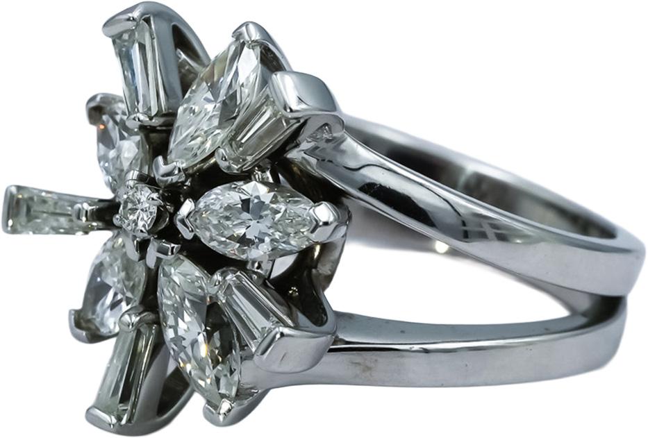 18k White Gold VS Diamond Flower Ring 1.80 - 2.0CT Size 7.75