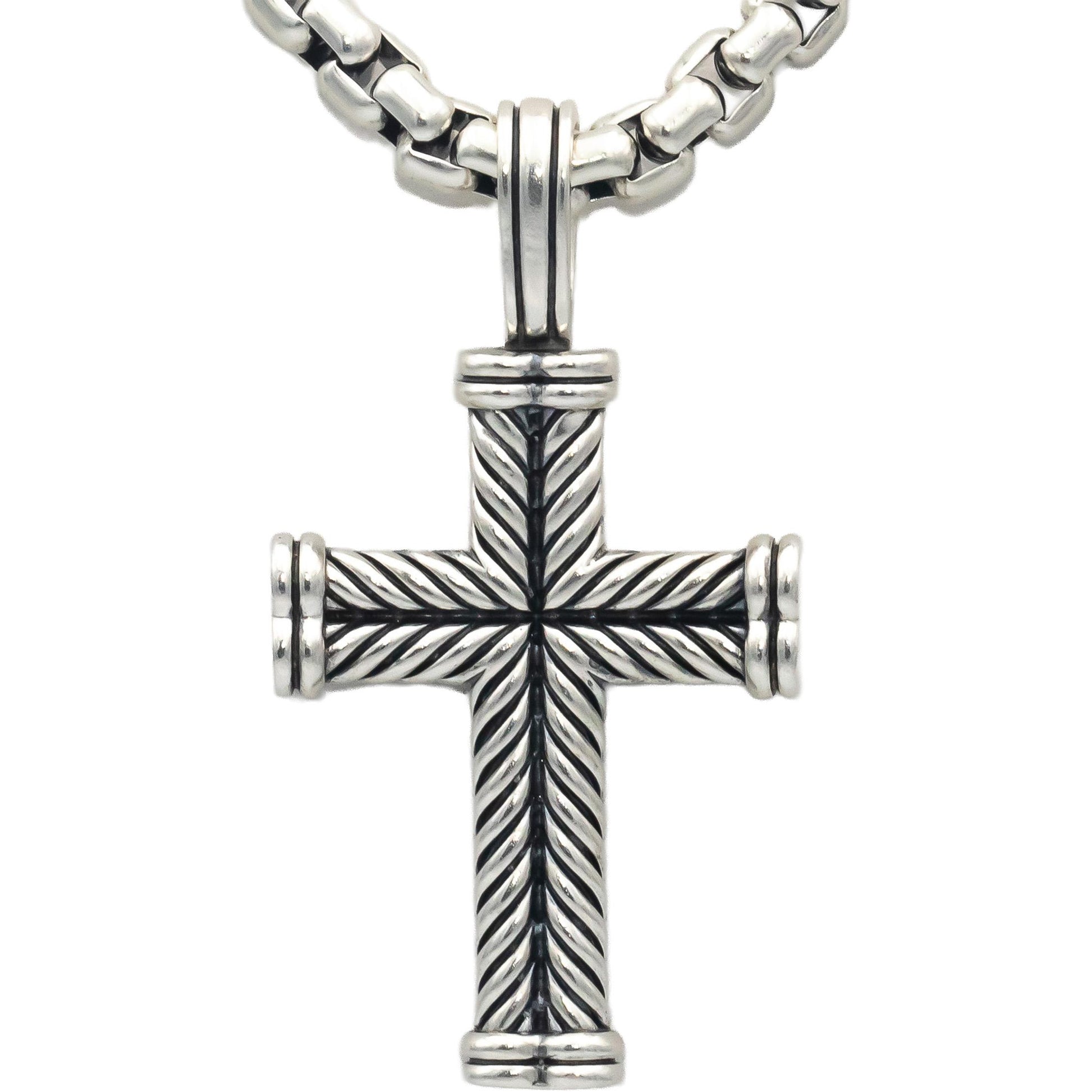 DAVID YURMAN Sterling Silver Chevron Cross Crucifix Pendant Necklace