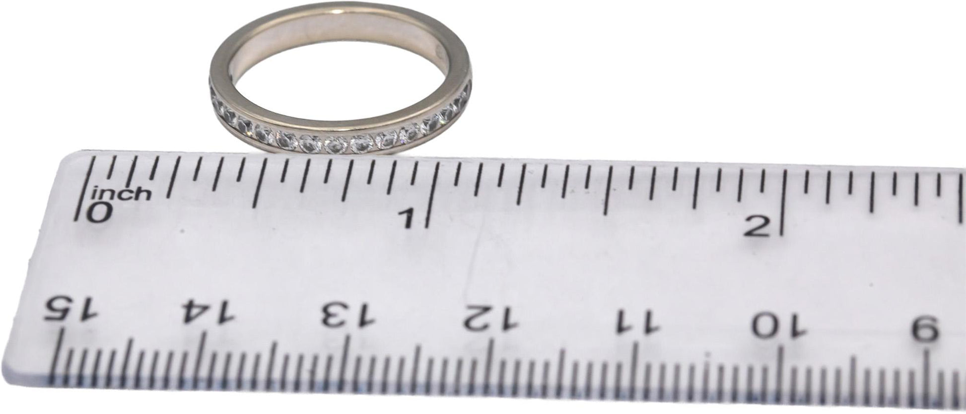 14k White Gold VS Round Bezel Set Diamond Wedding Band Ring 0.40CT Size 6