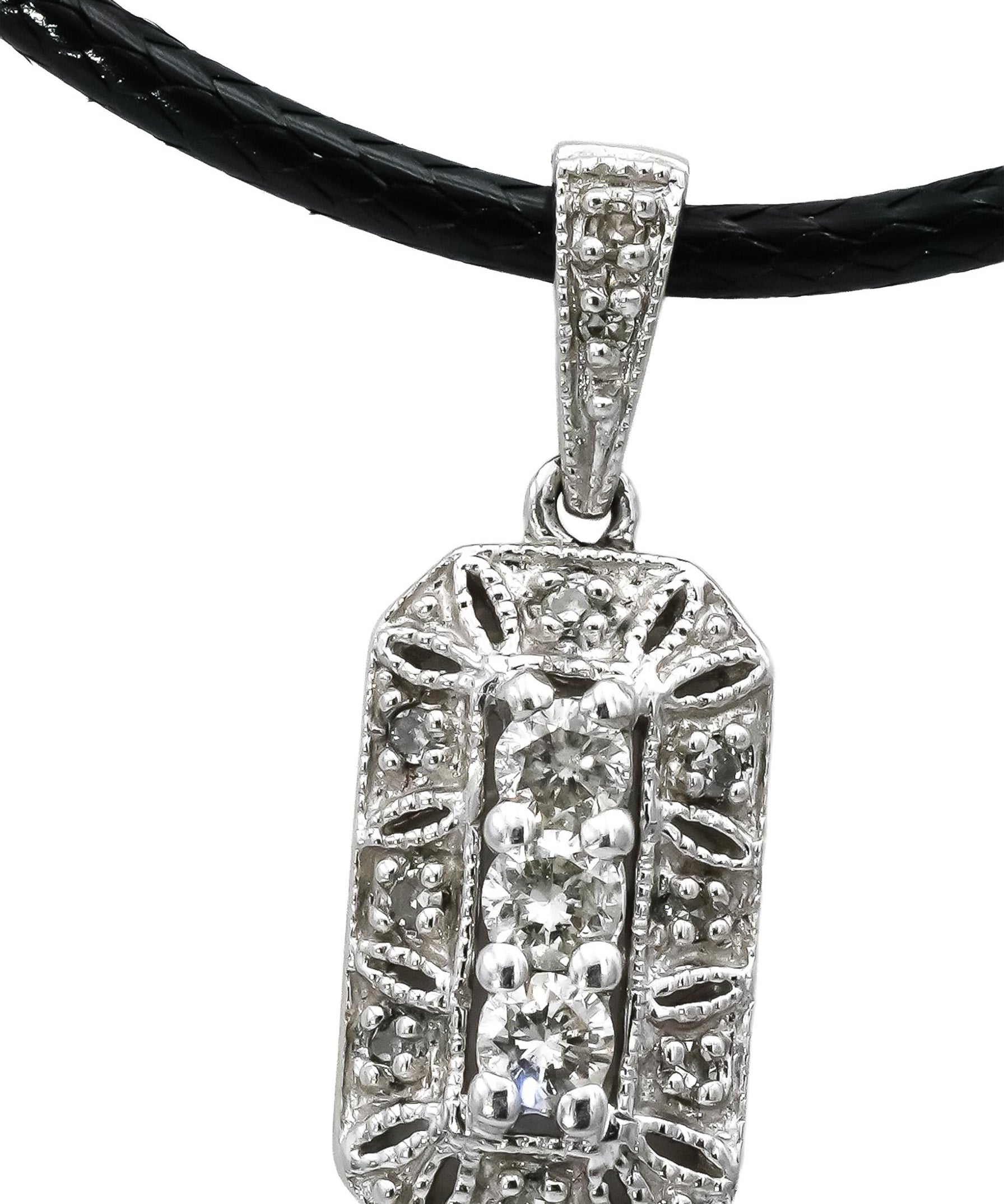 10k White Gold Round Diamond Pendant Necklace 0.25CT