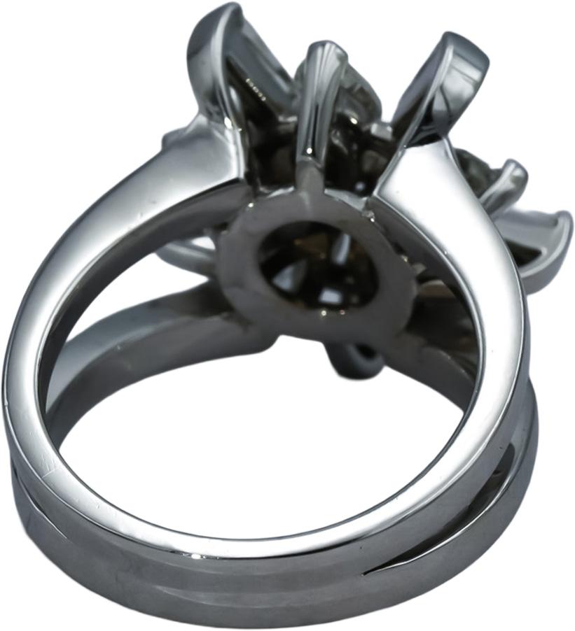 18k White Gold VS Diamond Flower Ring 1.80 - 2.0CT Size 7.75