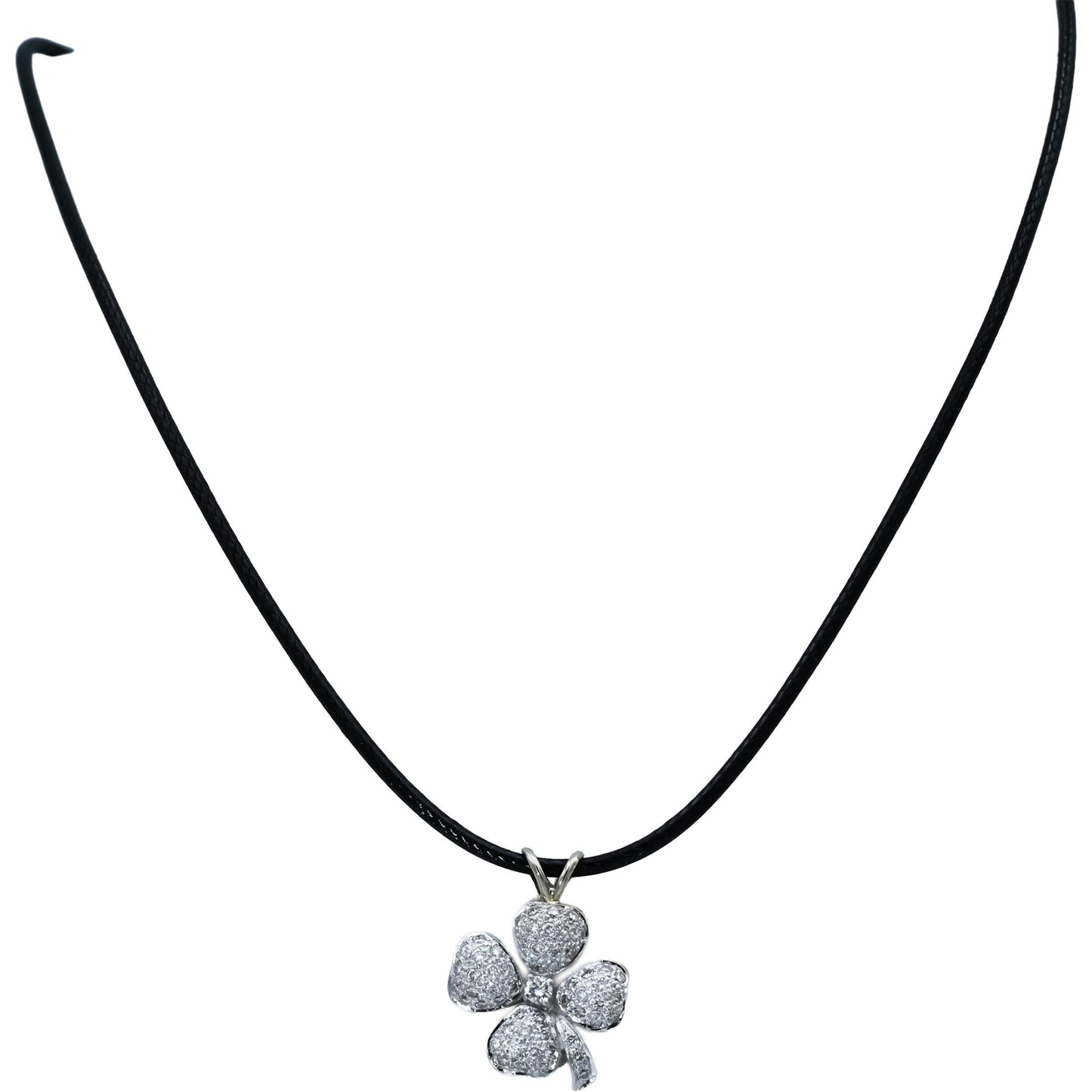 18k White Gold Round Diamond Cluster Four Leaf Clover Pendant Necklace 0.75CT