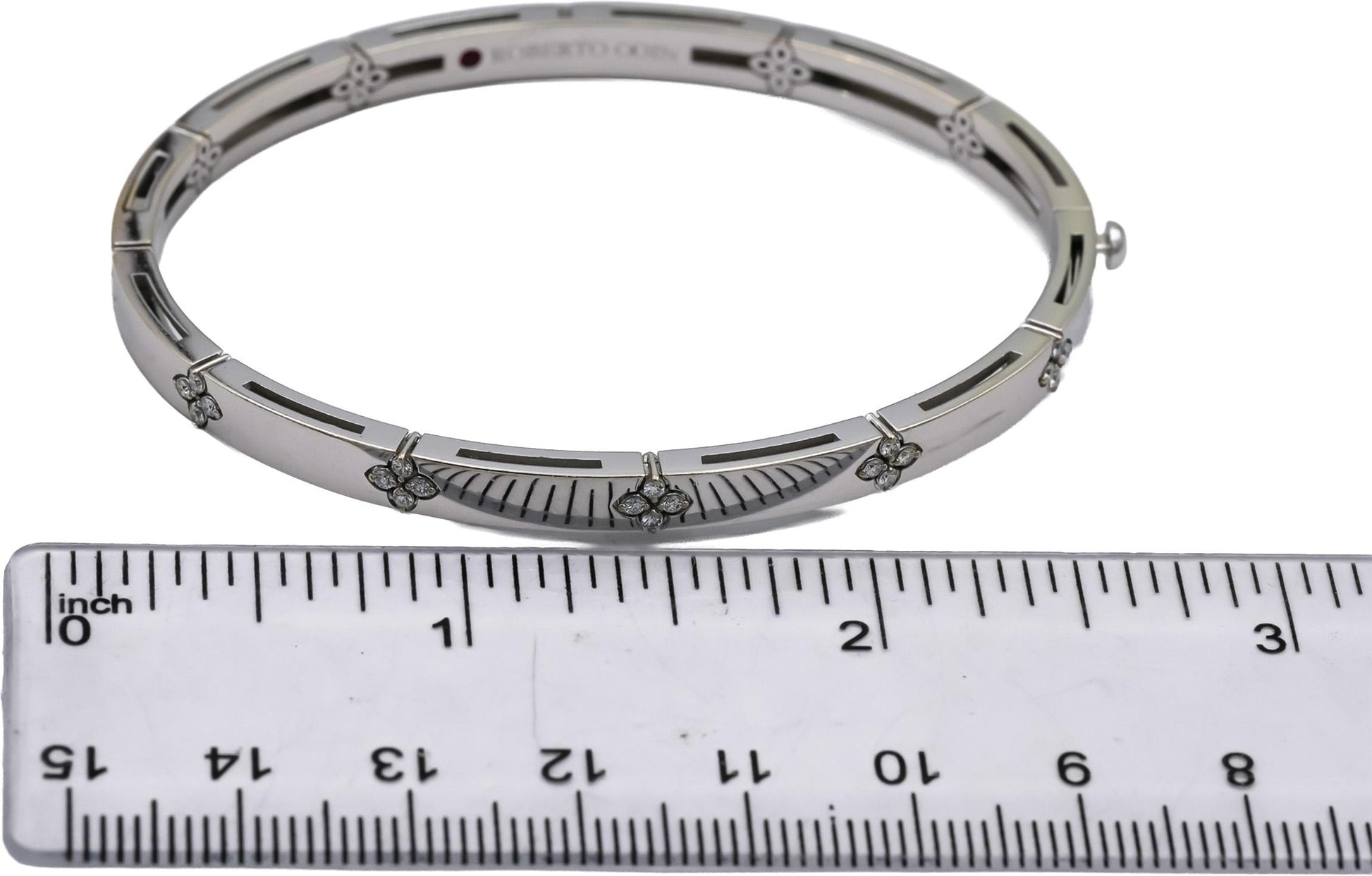 ROBERTO COIN 18k White Gold Diamond Love In Verona Bangle Bracelet .15CT