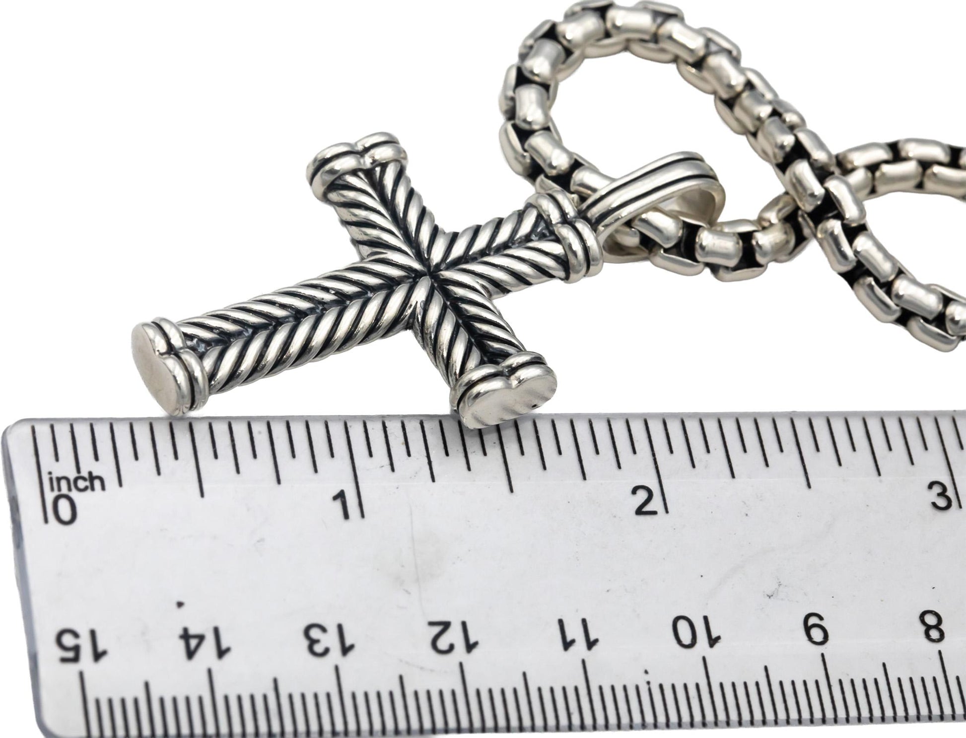 DAVID YURMAN Sterling Silver Chevron Cross Crucifix Pendant Necklace