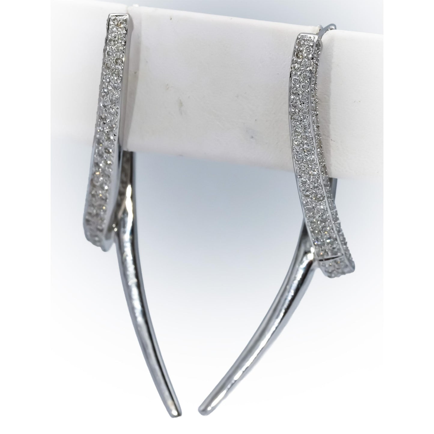 18k White Gold Round Diamond Abstract Ribbon Dangle Earrings 0.95CT