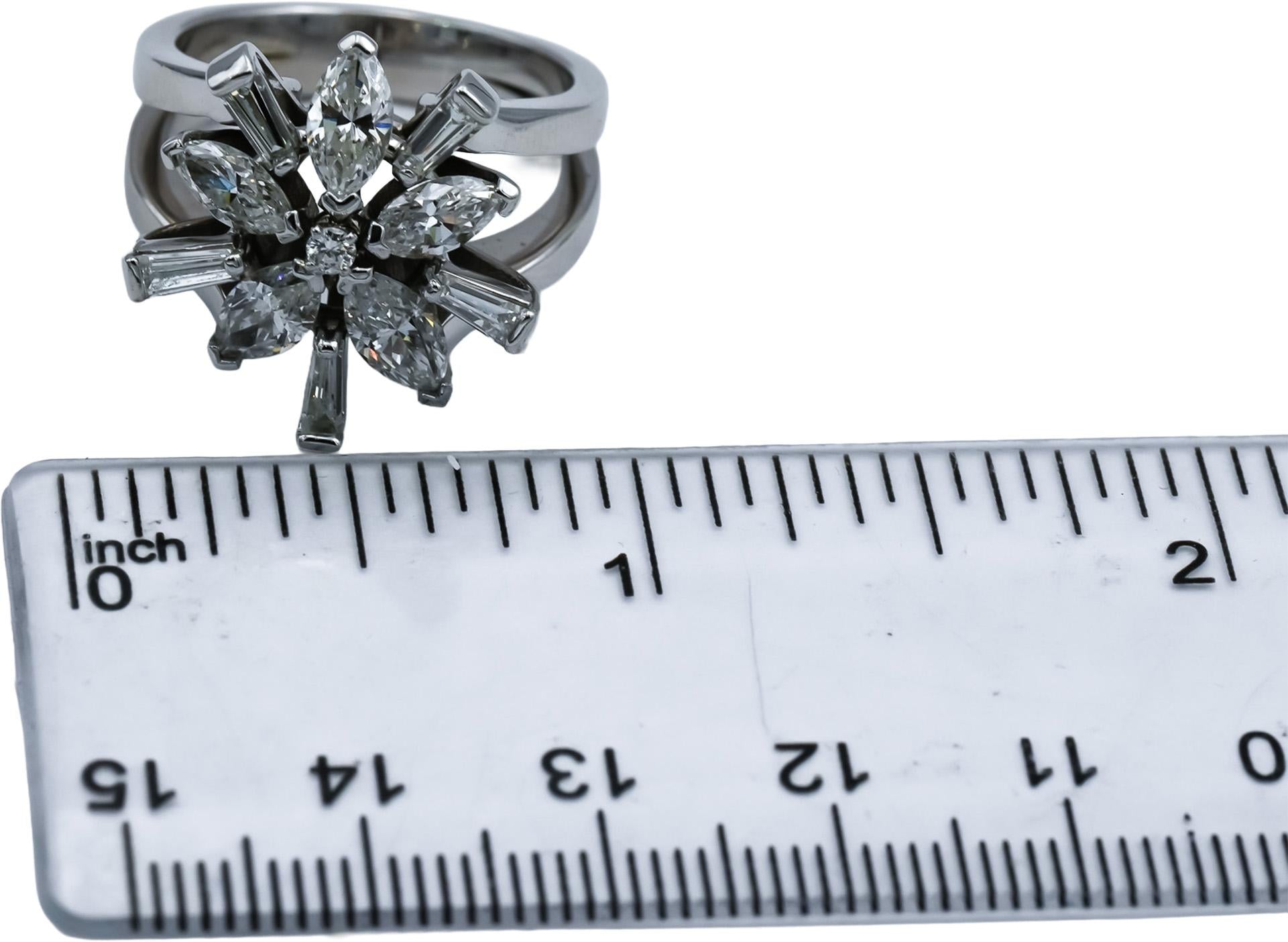 18k White Gold VS Diamond Flower Ring 1.80 - 2.0CT Size 7.75