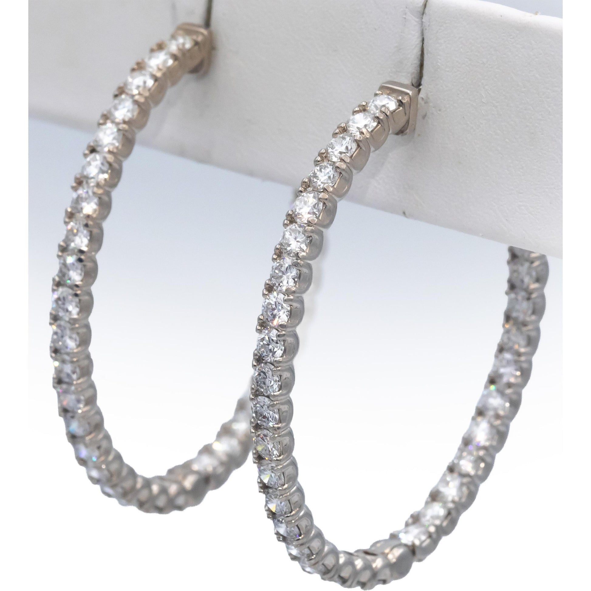 18k White Gold VS Round Diamond Oval Inside Out Hoop Earrings 5.75CT