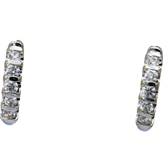 18k White Gold VS Round Diamond Huggie Earrings 0.50CT