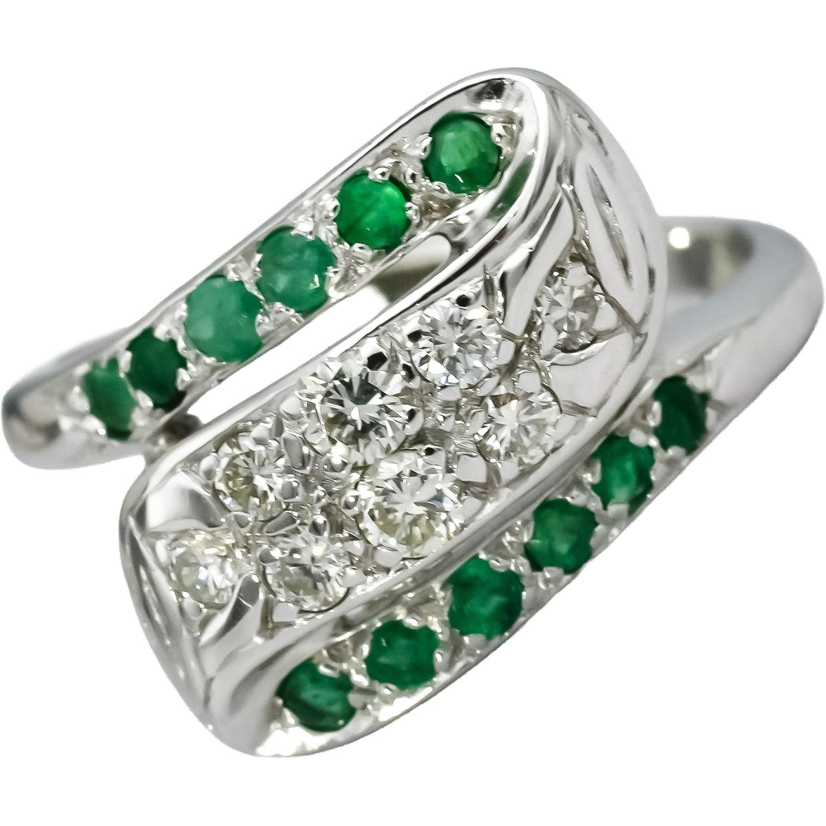 14k White Gold VS Round Diamond and Emerald Cocktail Ring 0.55CT Size 4.75