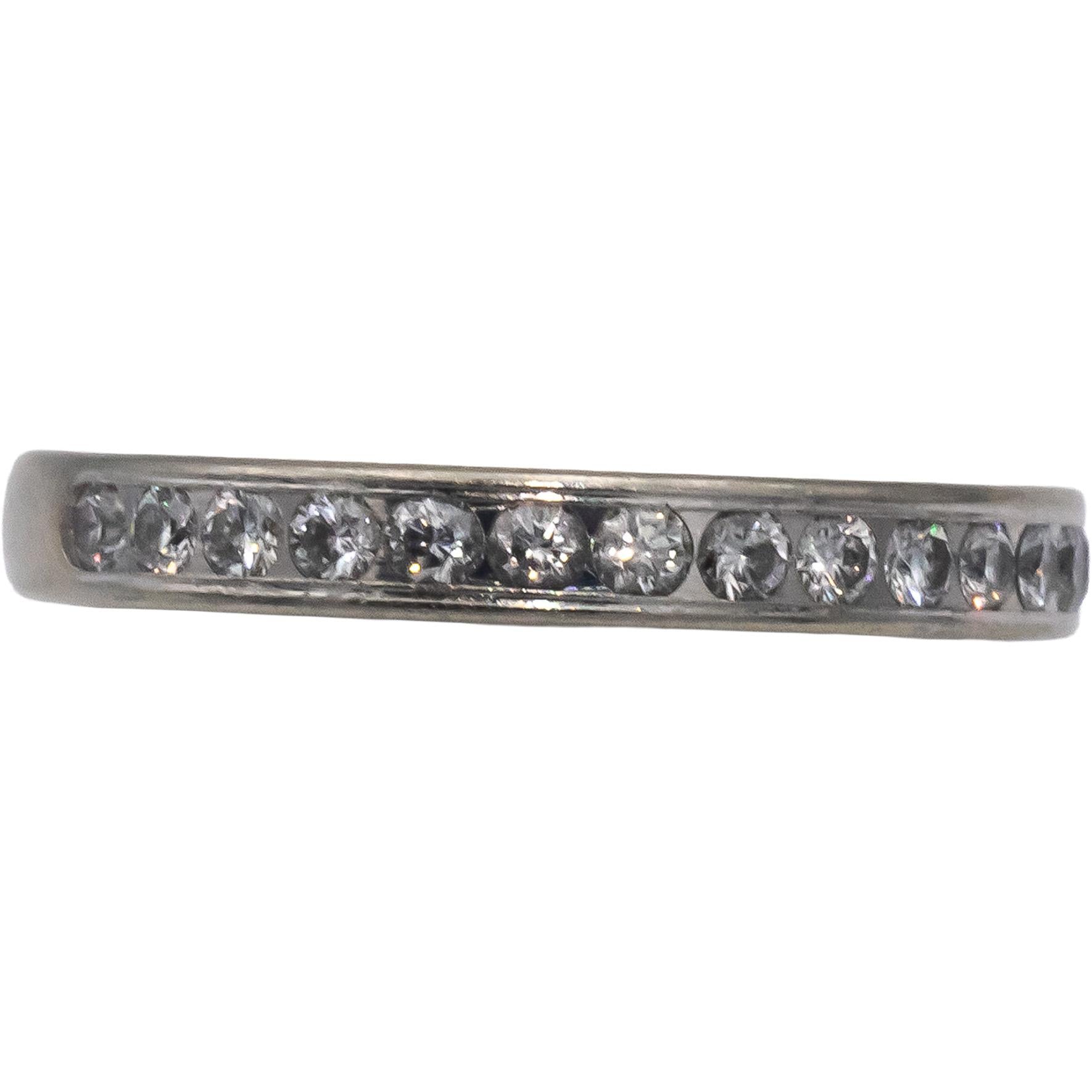 14k White Gold VS Round Bezel Set Diamond Wedding Band Ring 0.40CT Size 6