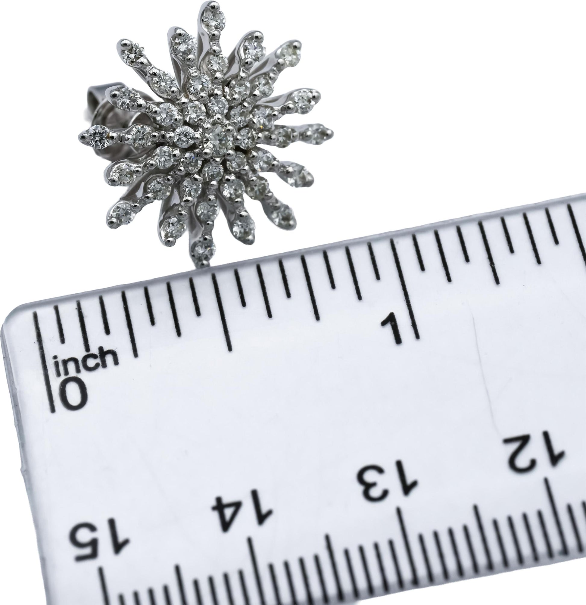 18k White Gold Round Diamond Cluster Snowflake Stud Earrings 1.50CT