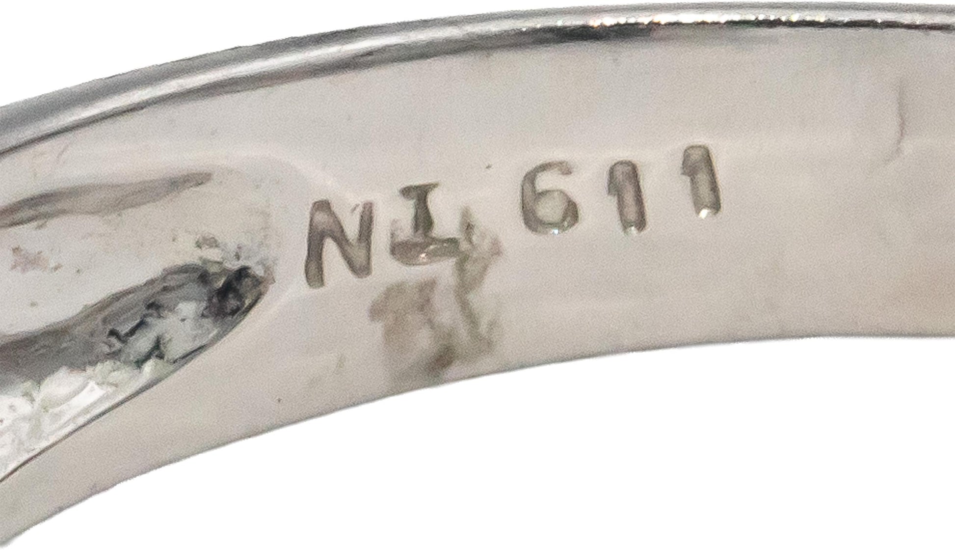 18k White Gold Cabochon Emerald Sapphire Round Diamond Bypass Ring 0.52CT