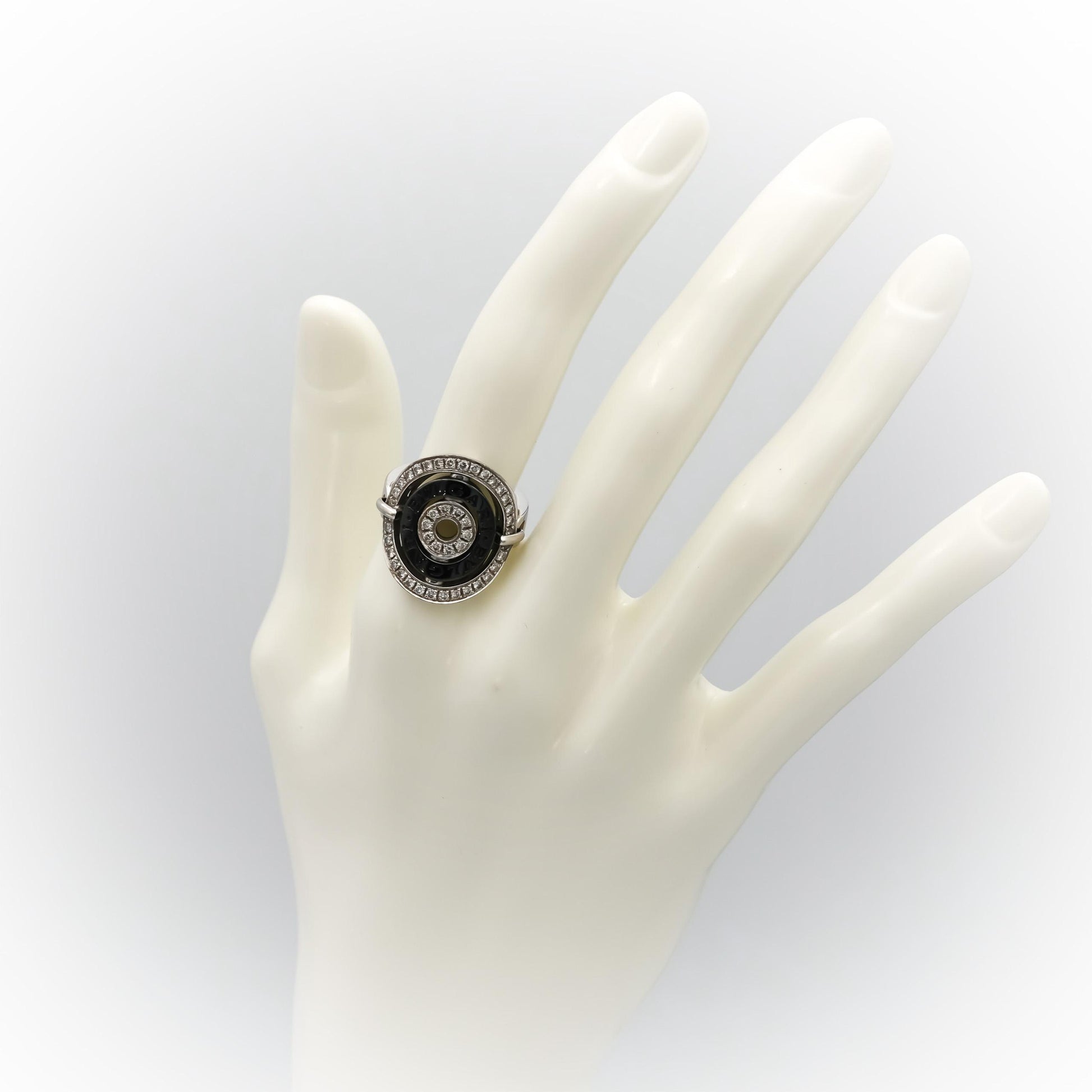 BVLGARI 18k White Gold Black Ceramic Astrale Diamond Ring 0.50CT Size 6