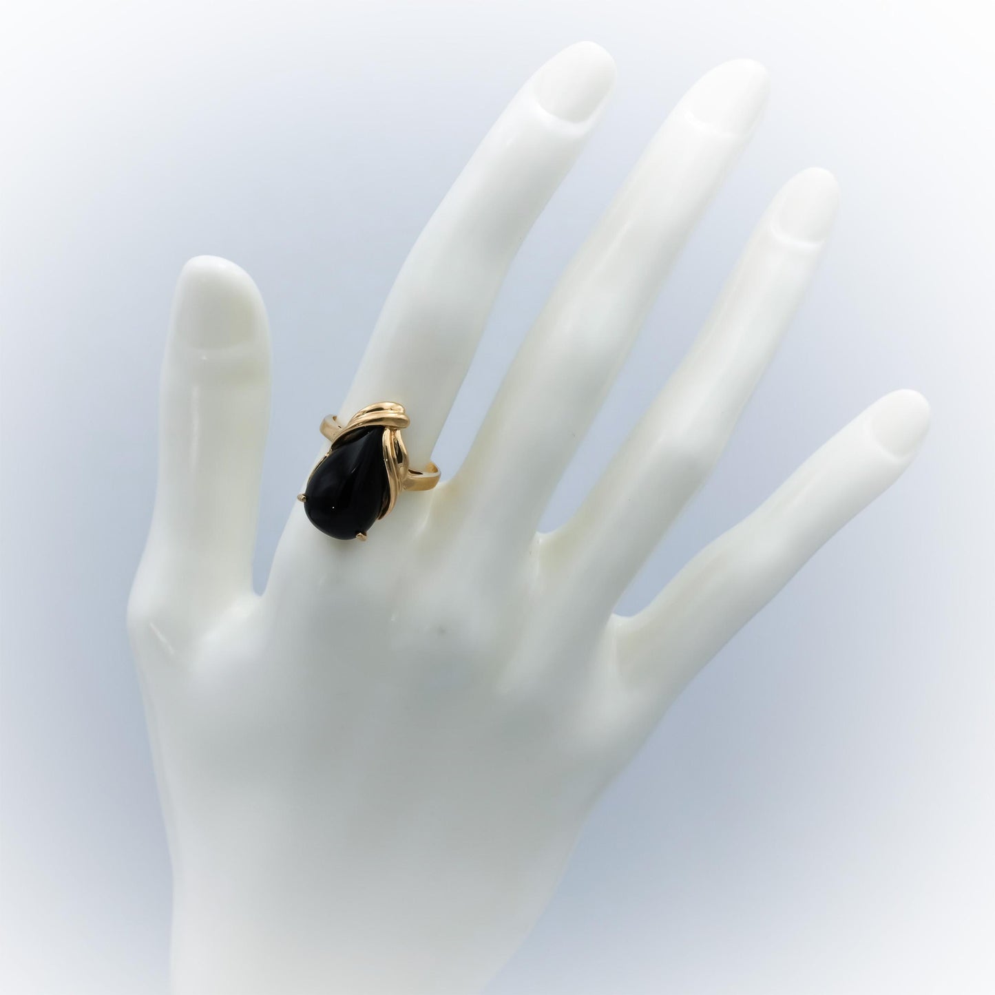 14k Yellow Gold Pear Cabochon Cut Onyx Solitaire Ring Size 7