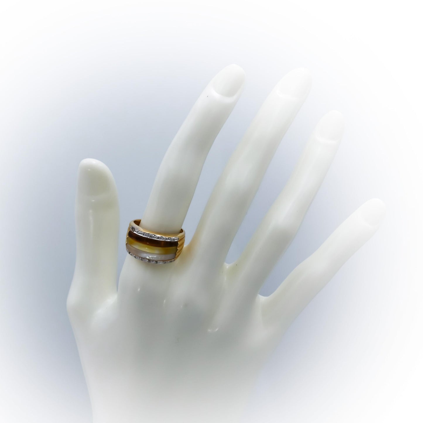 14k Yellow Gold Multi Color Mother of Pearl and Diamond Band Ring Size 7.5