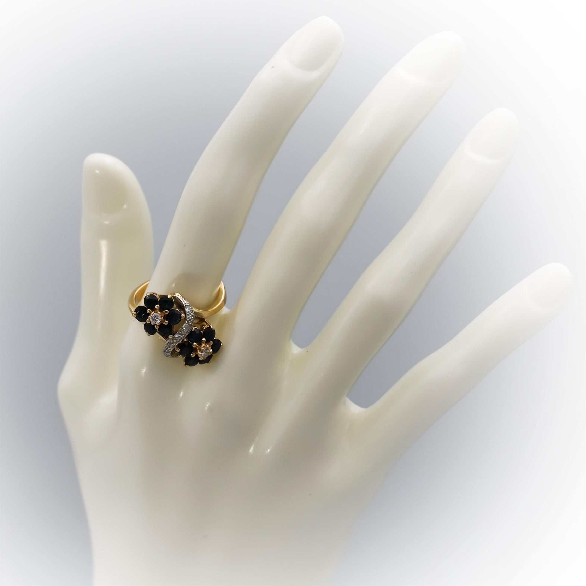 14k Yellow Gold Diamond and Sapphire Flower Cocktail Ring 1.60CT Size 8