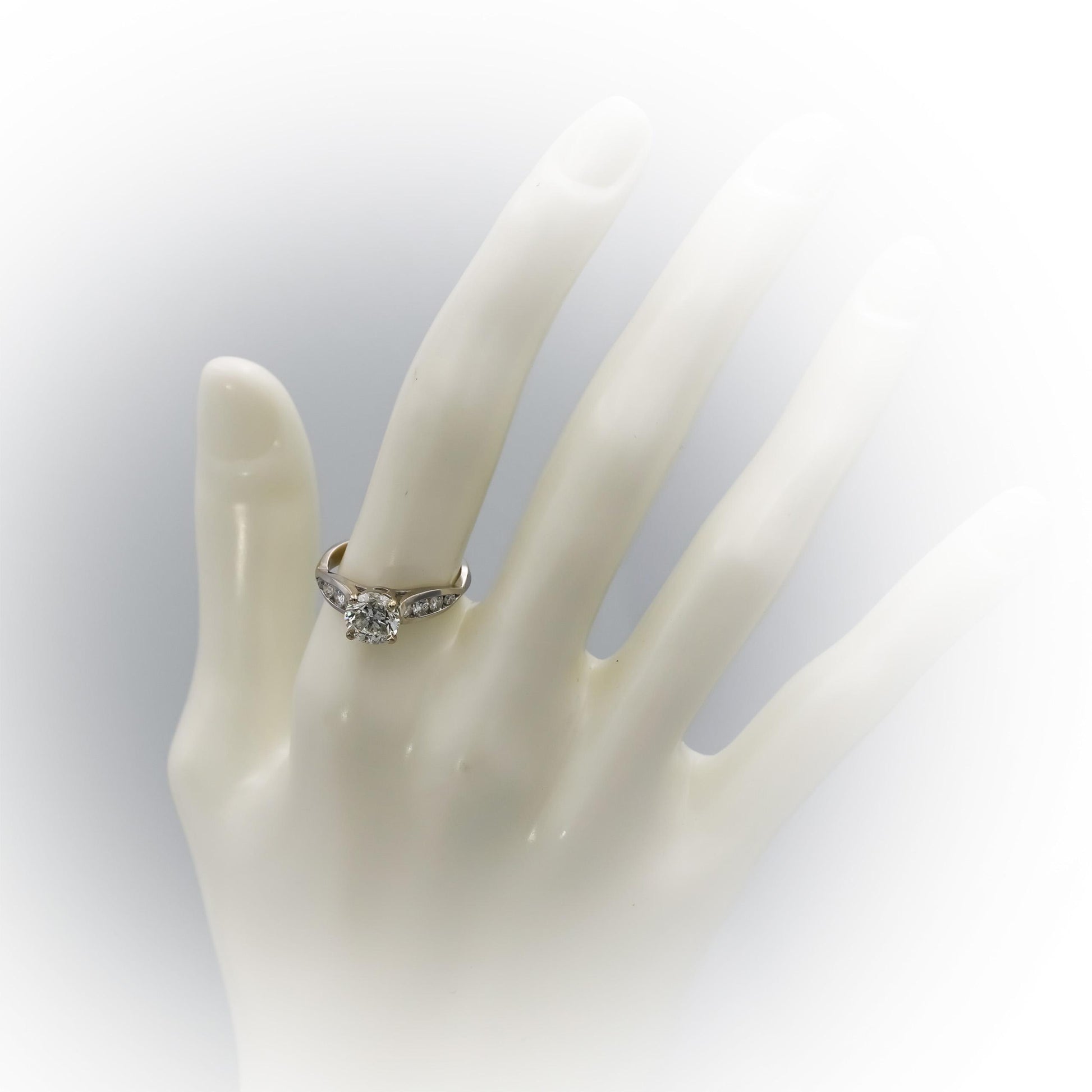 18k White Gold Round Diamond Engagement Ring 1.71CT w/ 1.51CT Center Size 6.25