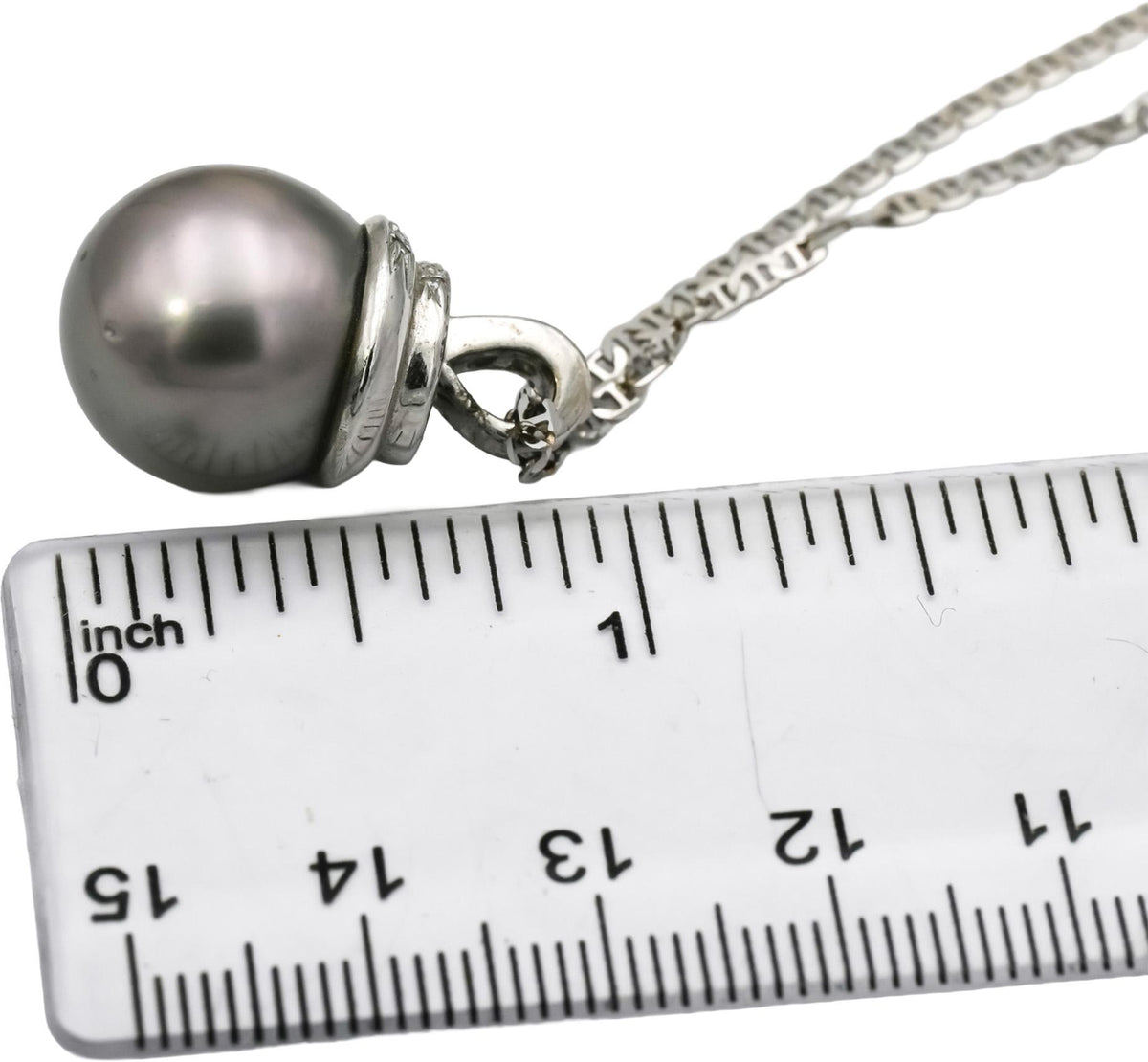 18k White Gold Round Diamond and 14.5mm Pearl Pendant Necklace 0.10