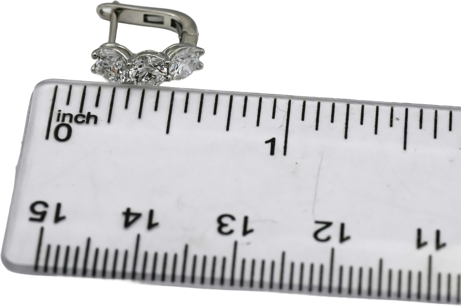 Platinum VS Round Lab-Grown Diamond Huggie Earrings 1.68CT
