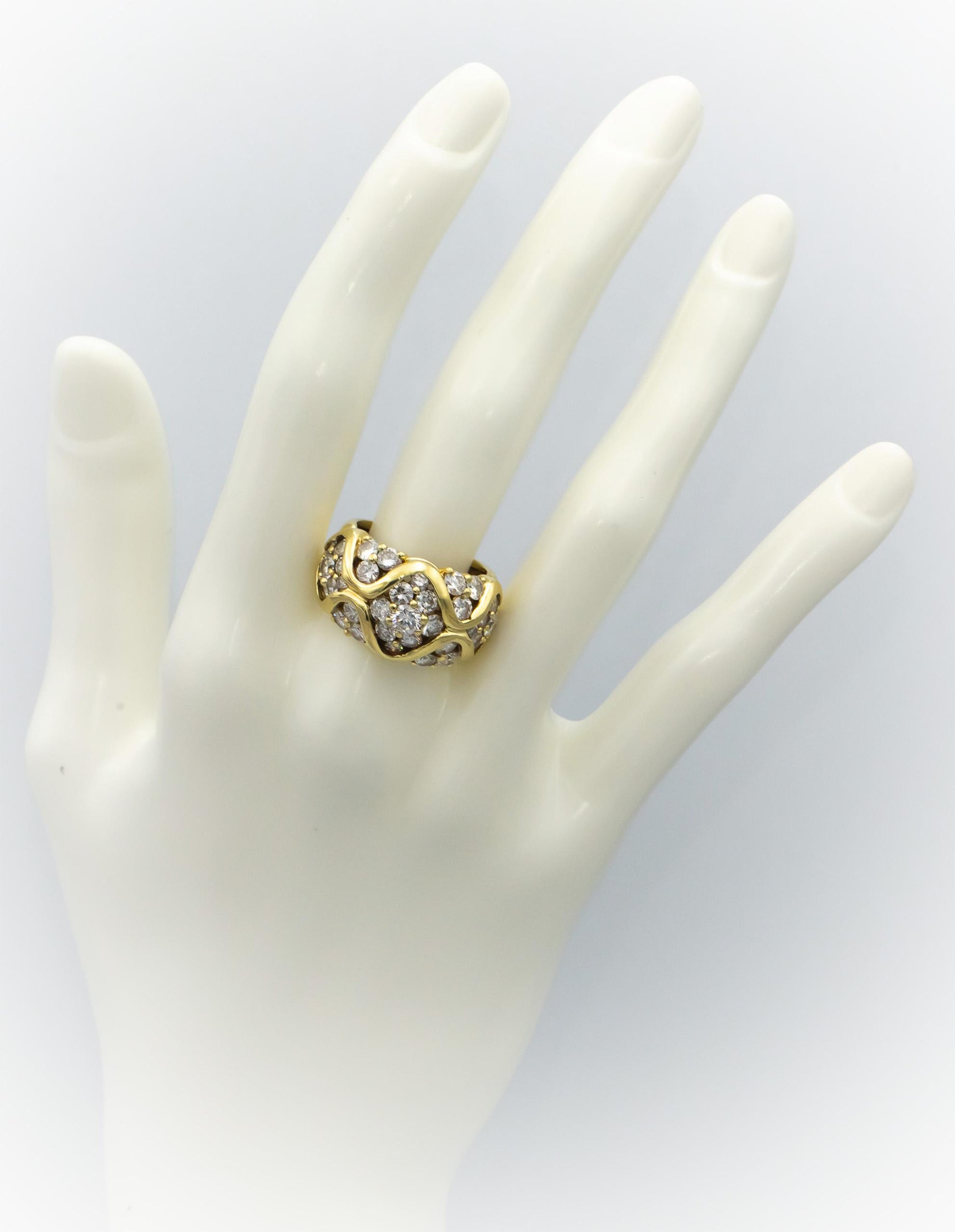 18k Yellow Gold VS Round Diamond Cluster Cocktail Ring 3.10CT Size 7