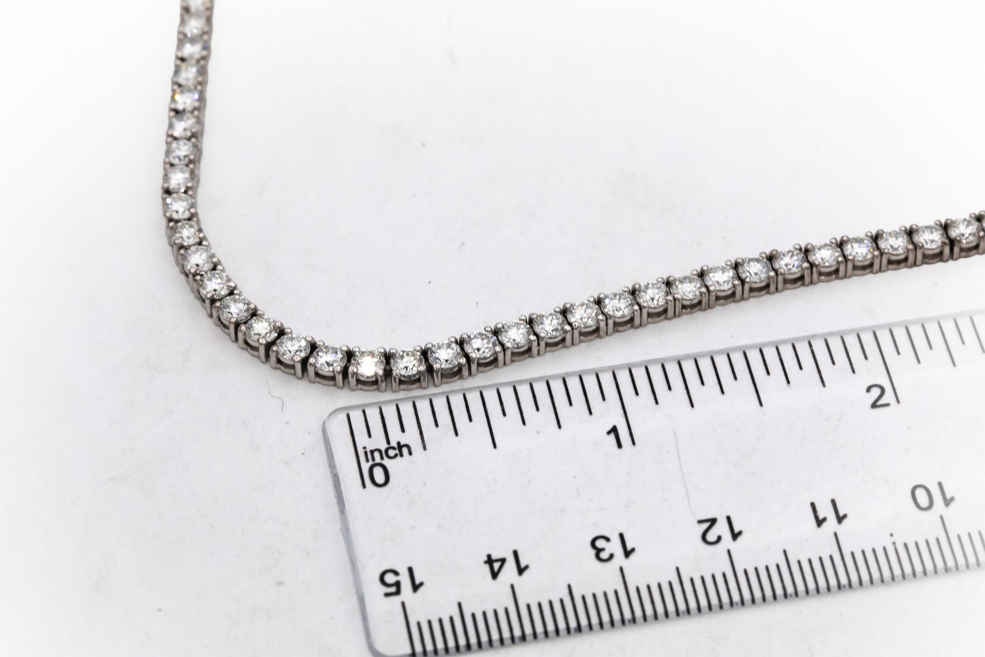 14k White Gold VS Round Diamond Tennis Necklace 15.10CT