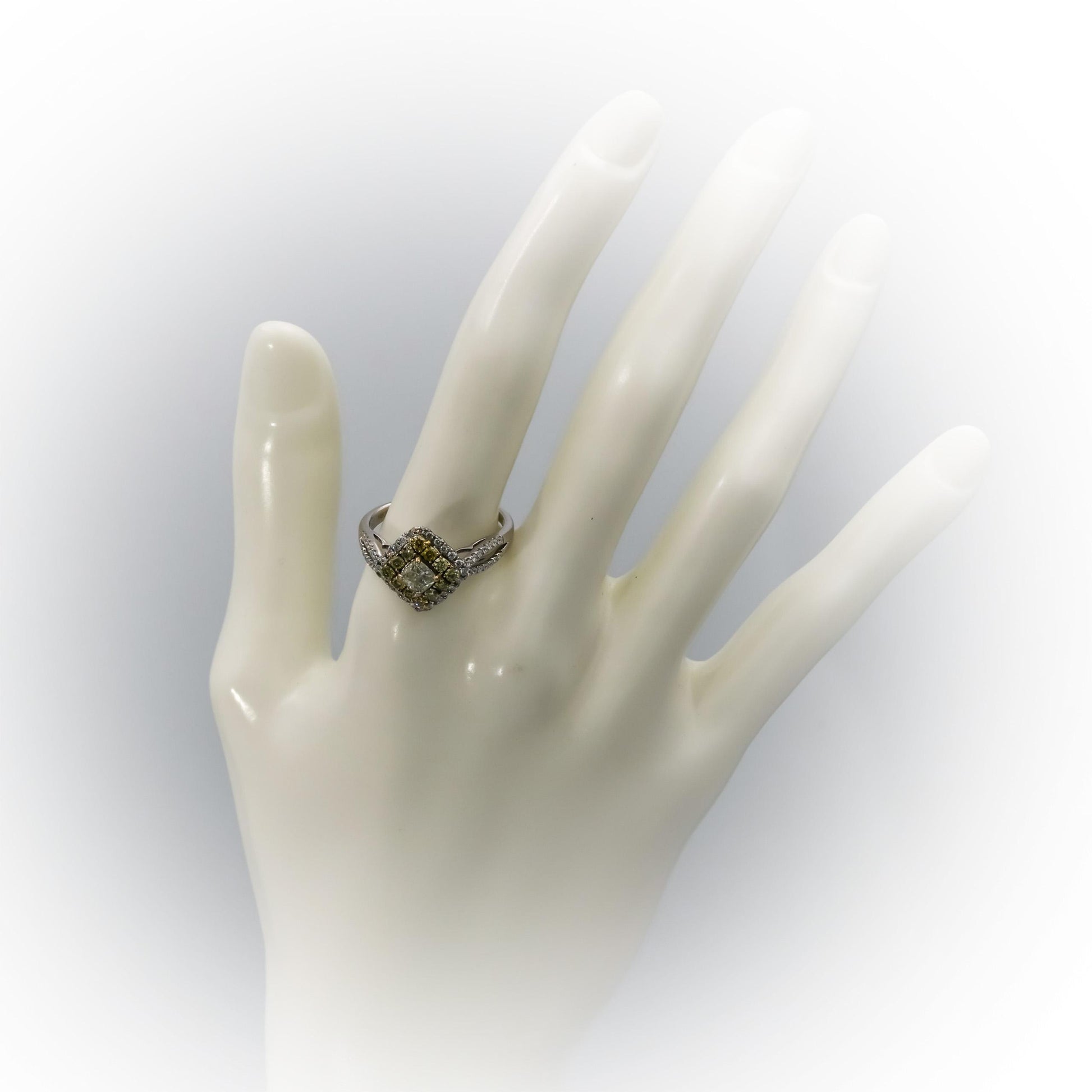14k White & Yellow Gold White Light Yellow Diamond Ring 1.40CT w/ .50CT Center