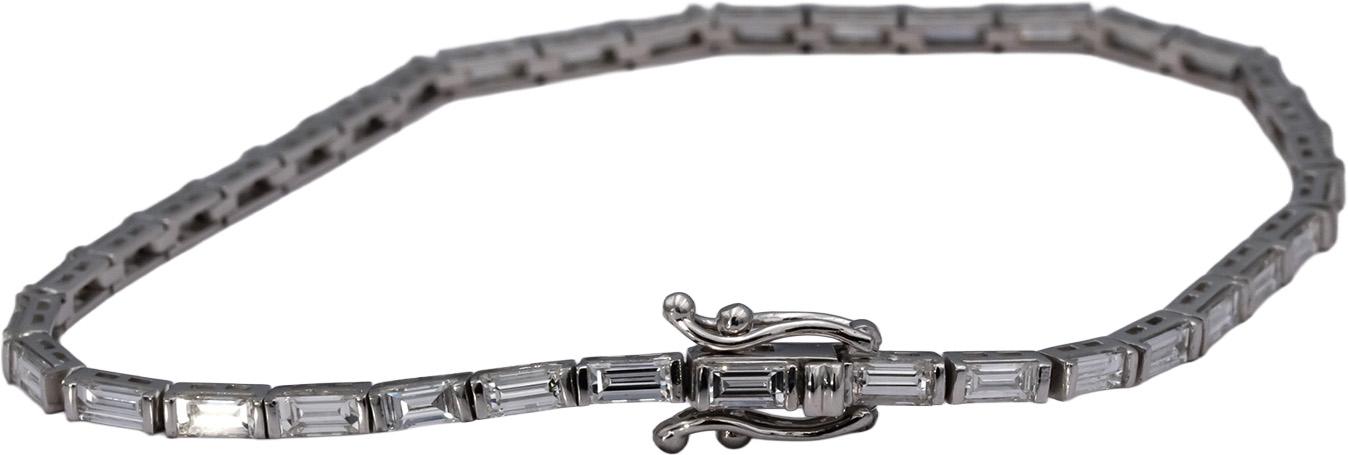 14k White Gold VS Emerald Cut Diamond Tennis Bracelet 3.94CT