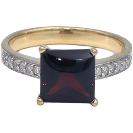 10k Yellow Gold 0.15CT Diamond and Red Glass Stone Ring Size 7