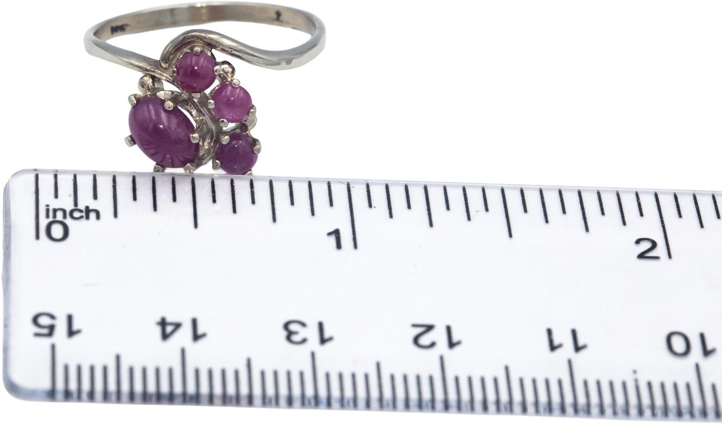 10k White Gold 0.50CT Cabochon Cut Ruby Ring Size 8.5