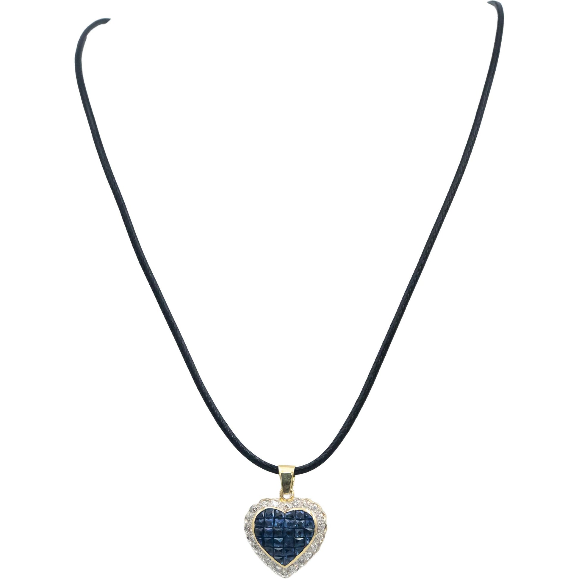 18k Yellow Gold Sapphire and Diamond Cluster Heart Pendant Necklace 2.0CT