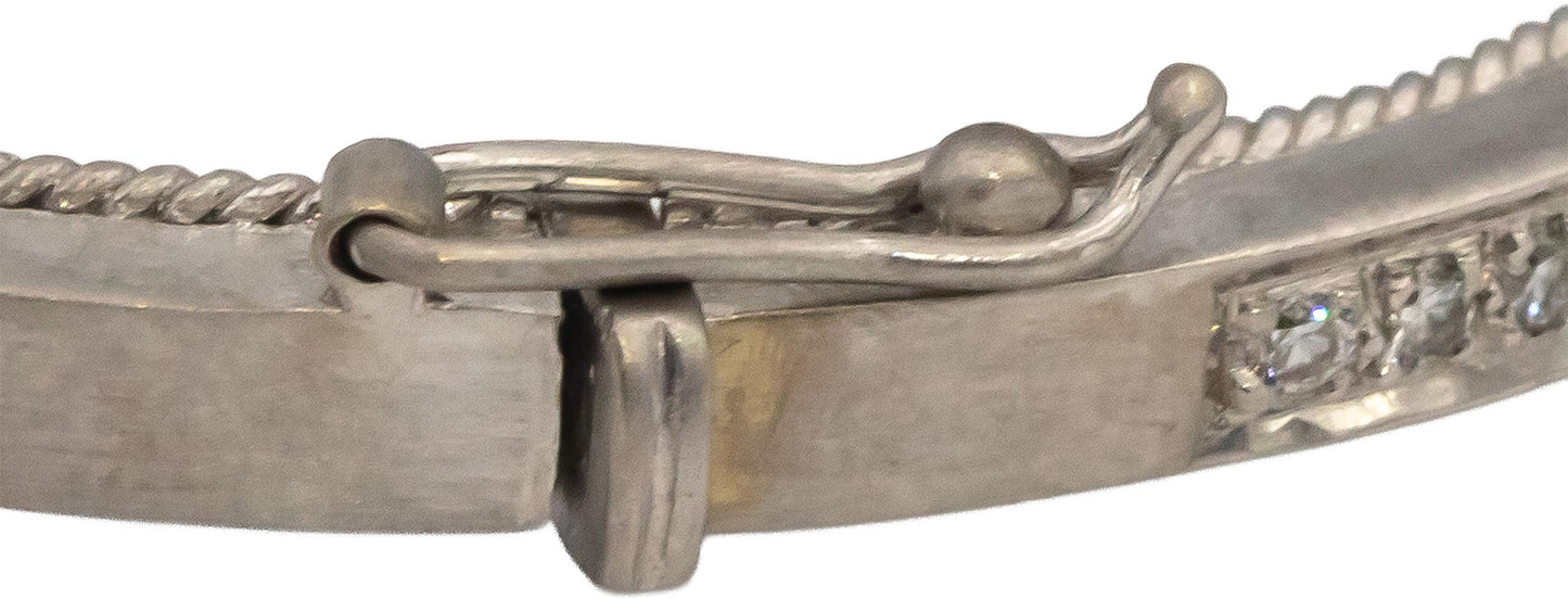 18k White Gold VS Round Diamond Bangle Bracelet 0.58CT