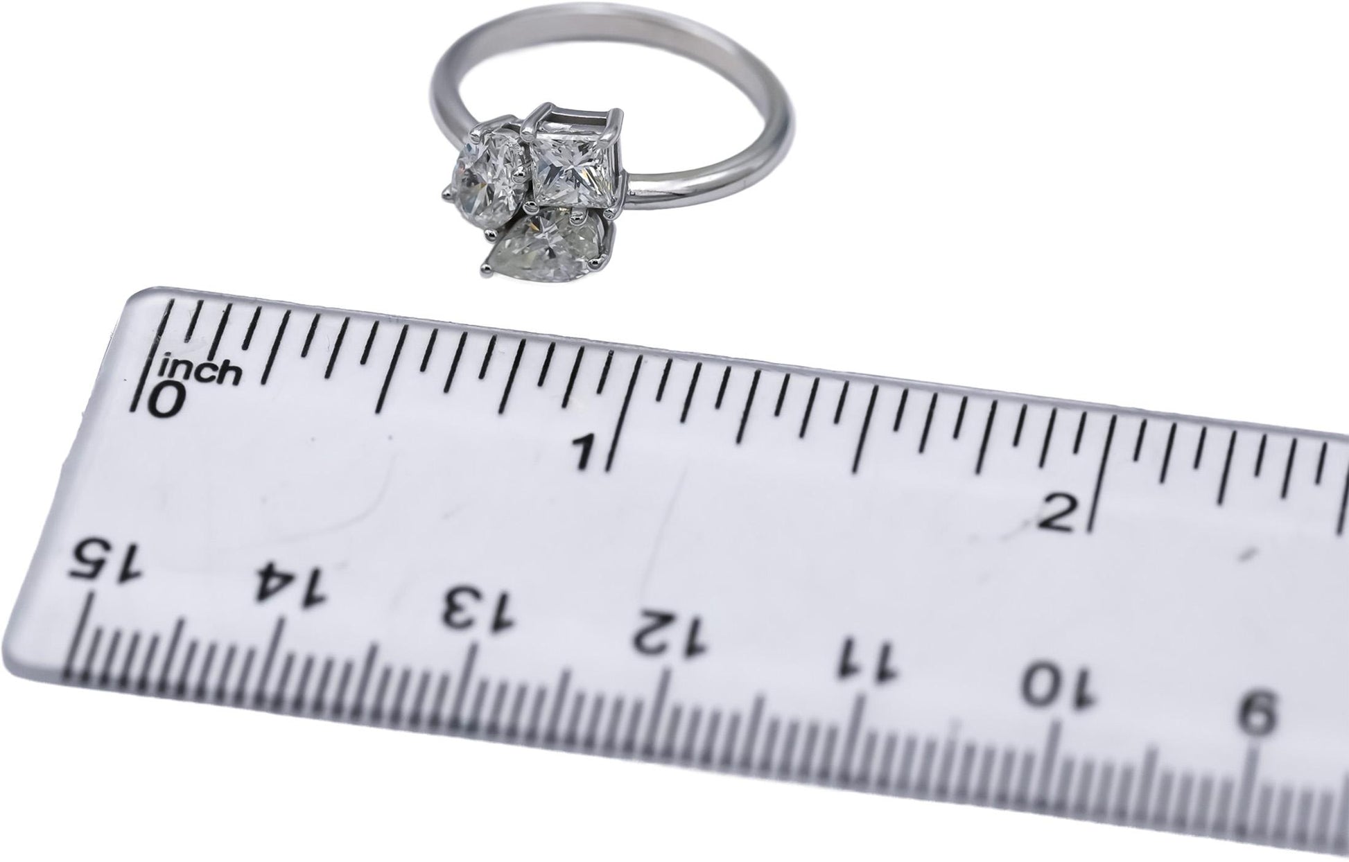 18k White Gold Princess Oval Pear Cut Diamond Three-Stone Ring 1.40CT Size 6.75