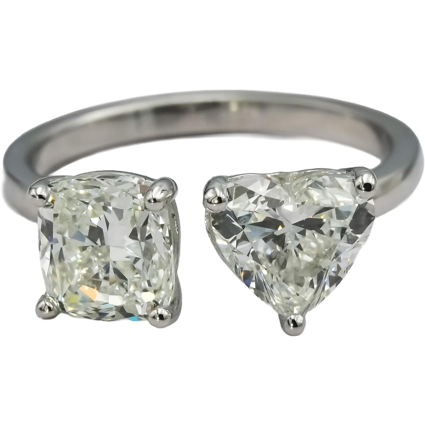GIA Certified 18k White Gold Cushion & Heart Cut Two Stone Diamond Ring 3.21CT