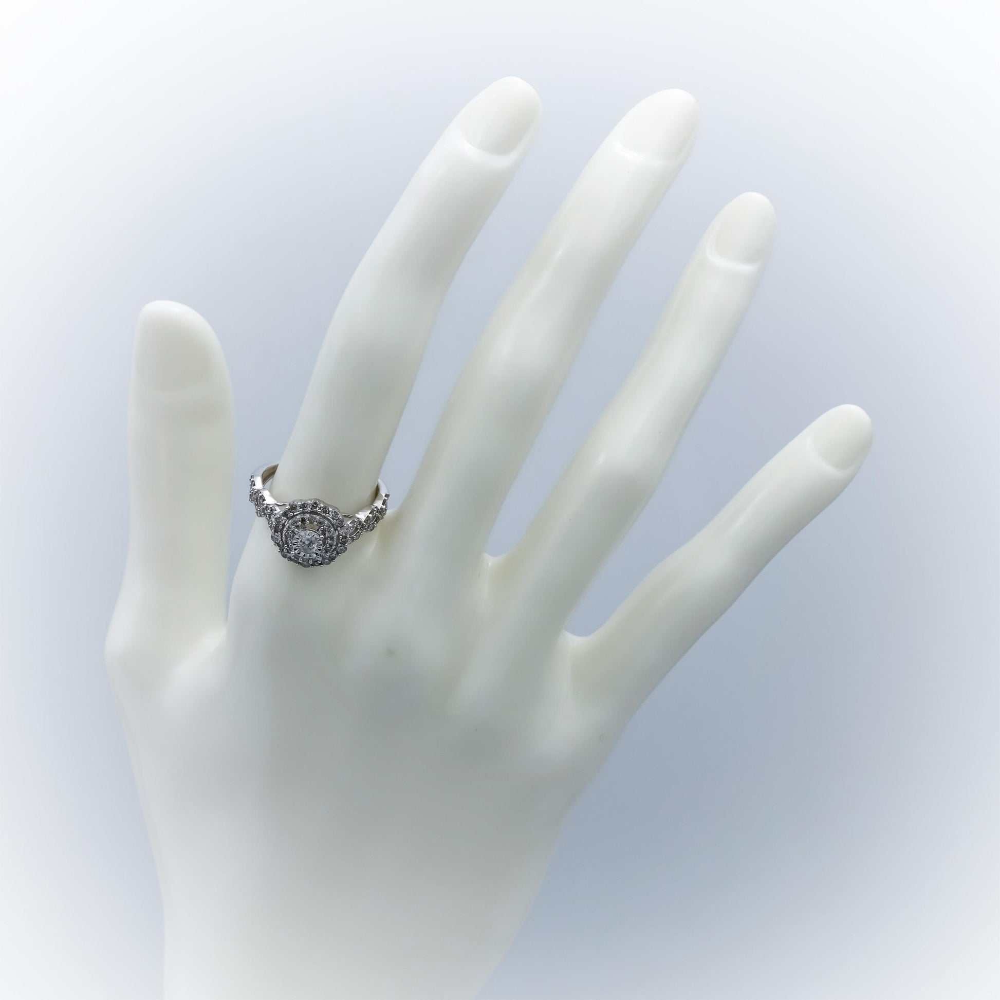 14k White Gold Round Diamond Double Halo Ring 0.50CT Size 7