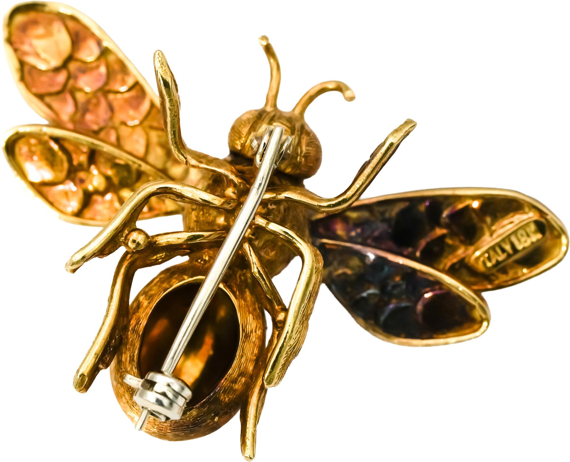 18k Yellow Gold Flying Insect Bee Brooch Pin