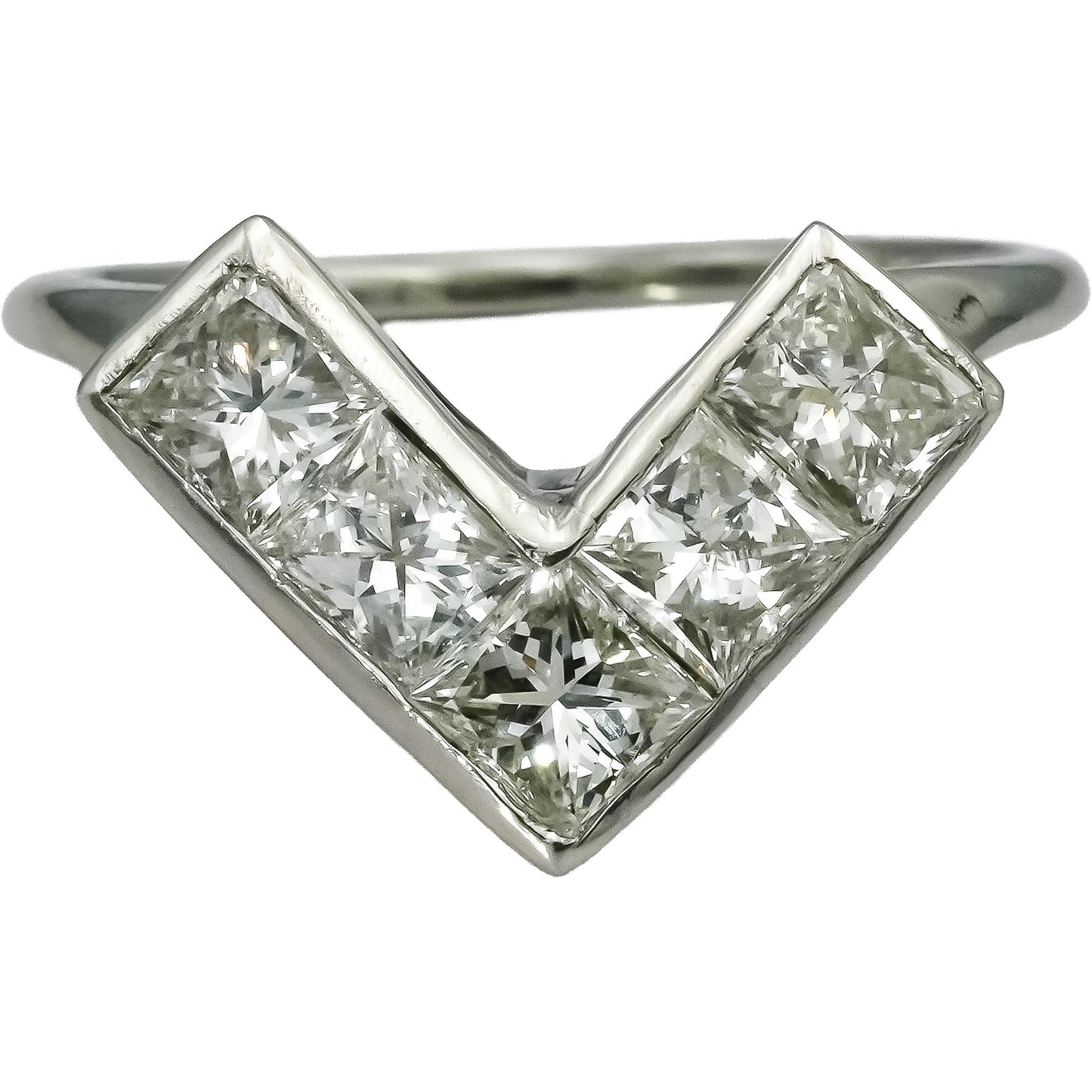 18k White Gold VS Princess Cut Diamond Chevron Ring 2.50CT Size 9.5