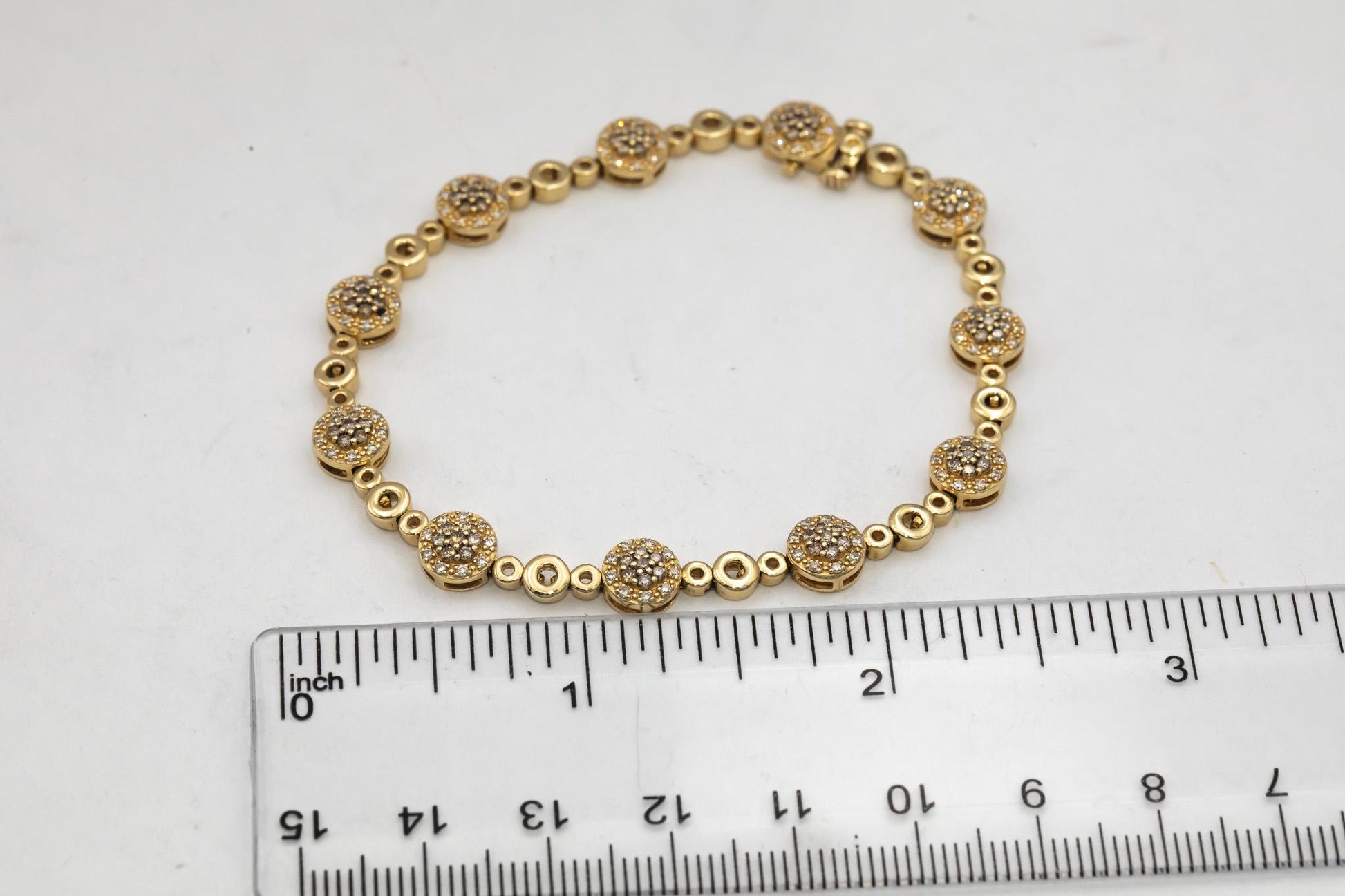 LE VIAN 14k Yellow Gold Round Diamond Cluster Fancy Link Bracelet 0.95CT