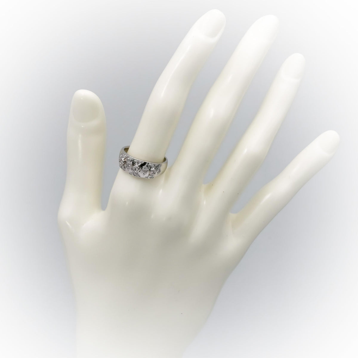 14k White Gold Round Diamond Band Ring 0.20CT Size 6.75