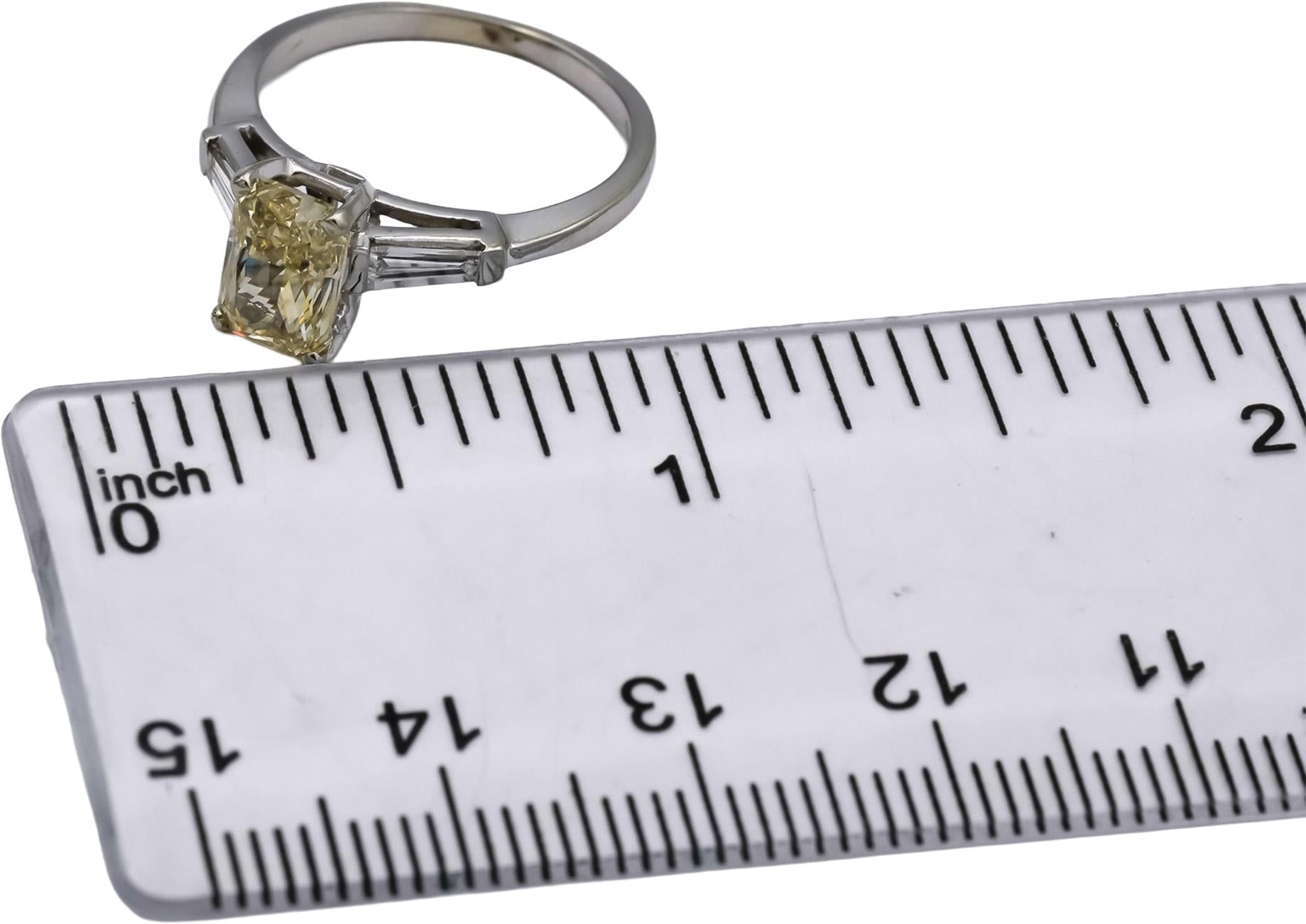 14k White Gold VS Light Yellow & White Diamond Engagement Ring 1.50CT Size 5
