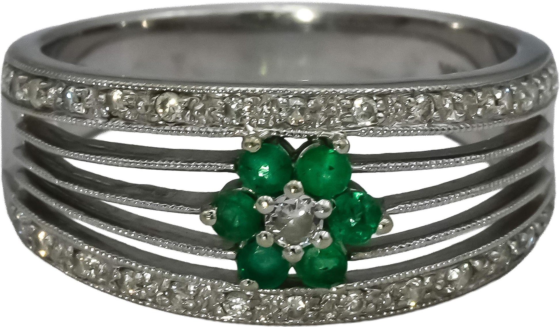 14k White Gold Round VS Diamond and Emerald Flower Band Ring 0.37CT Size 7.5