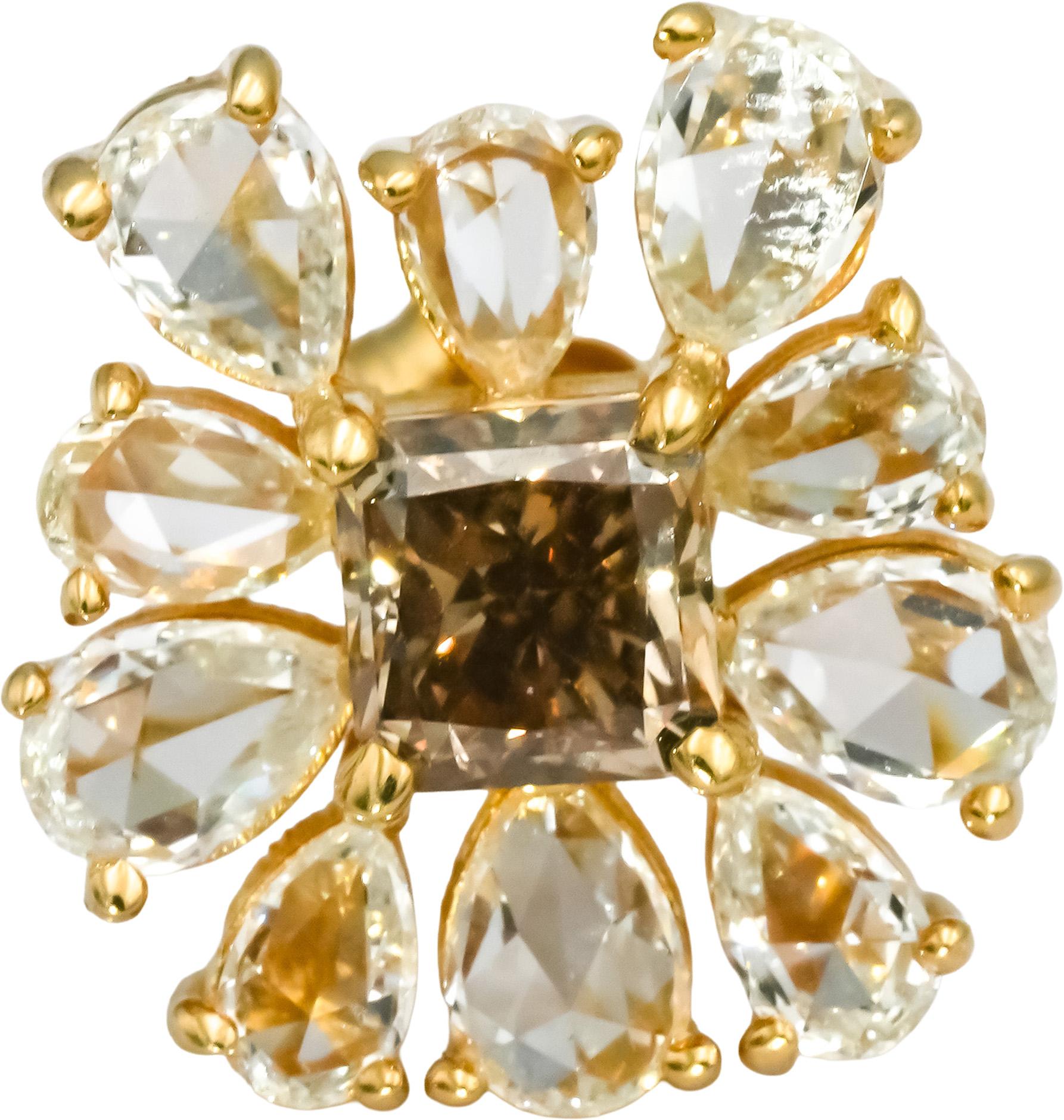 18k Yellow Gold VS Cushion and Pear Cut Diamond Stud Earrings 4.37CT 22 Pieces