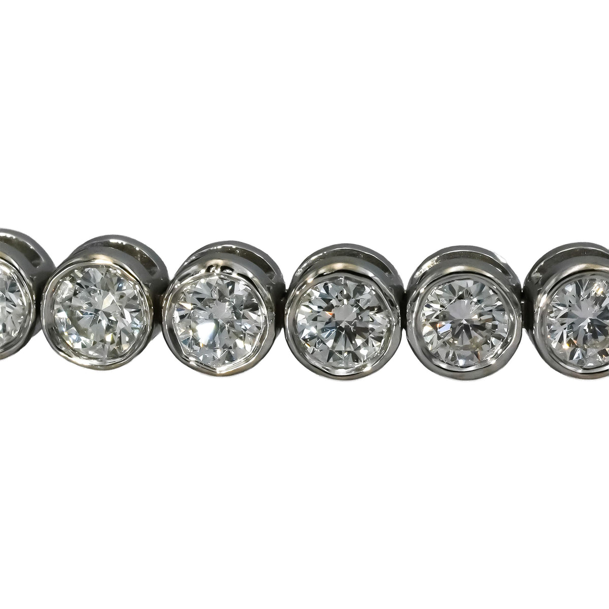 14k White Gold VS Round Bezel Set Diamond Tennis Bracelet 4.36CT