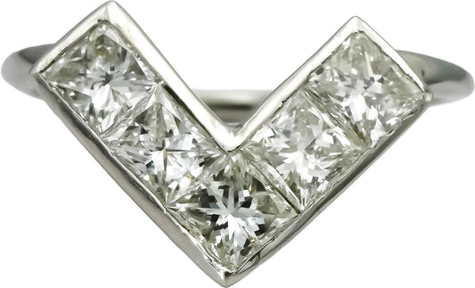 18k White Gold VS Princess Cut Diamond Chevron Ring 2.50CT Size 9.5