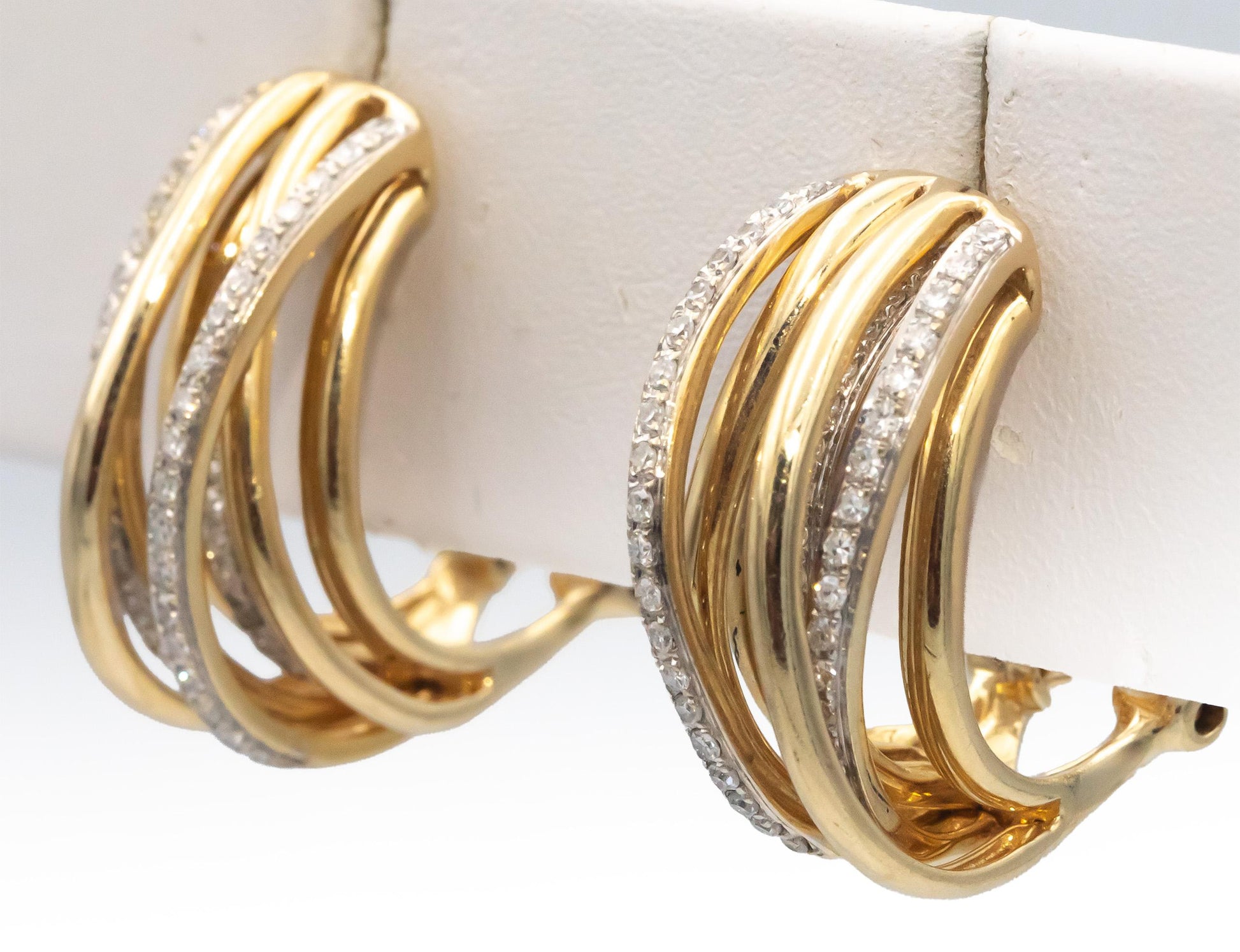 14k Yellow Gold 0.45CT VS Single Cut Diamond Curved Earrings