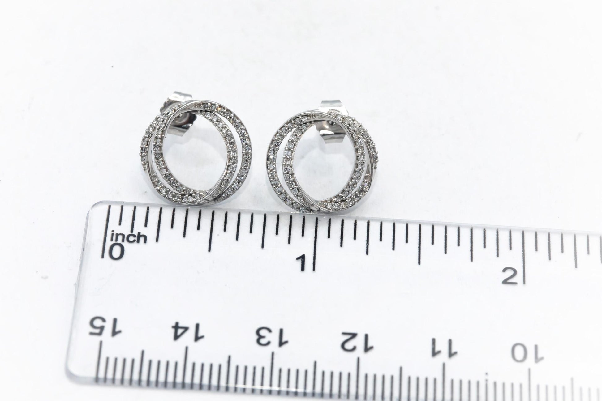 VERA WANG LOVE Round Diamond 10k White Gold Double Circle Stud Earrings 0.34CT