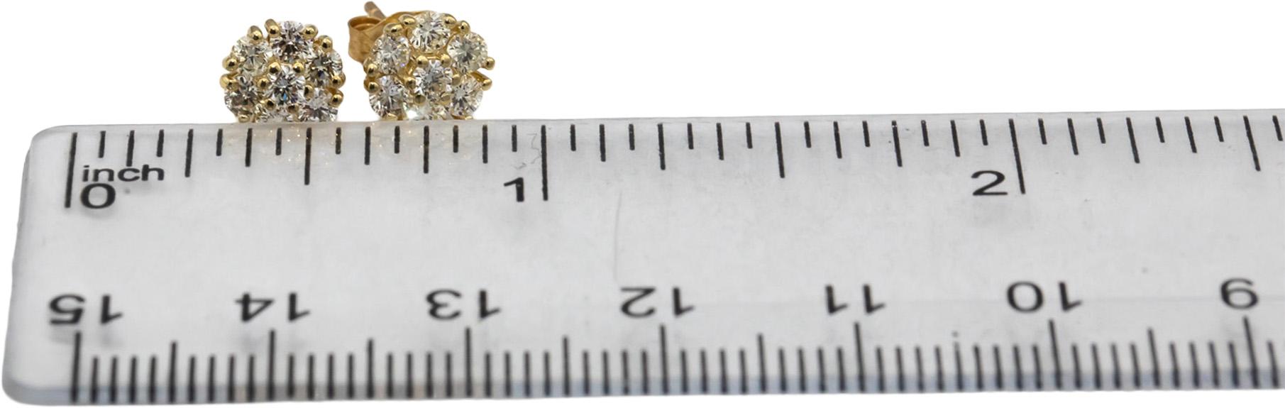 14k Yellow Gold Round Diamond Cluster Stud Earrings 0.74CT