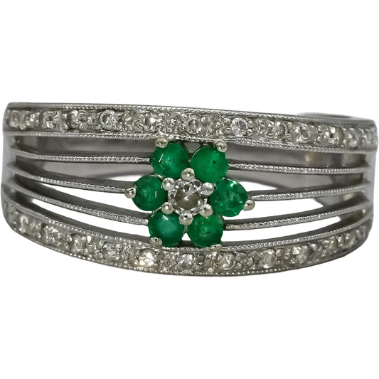 14k White Gold Round VS Diamond and Emerald Flower Band Ring 0.37CT Size 7.5