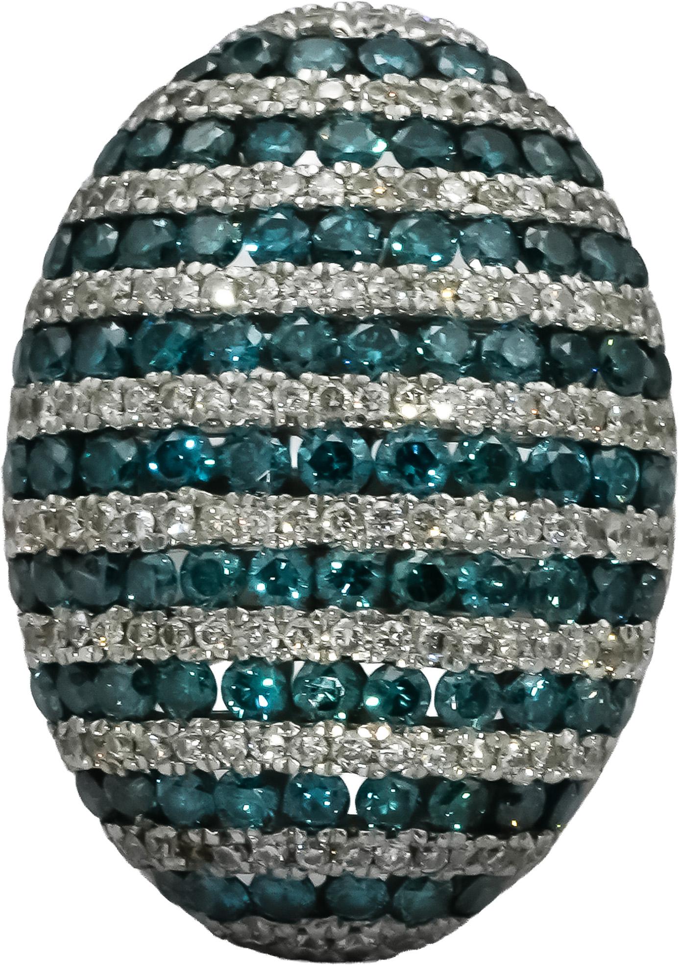 18k White Gold Round White & Irradiated Blue Diamond Cluster Ring 1.50CT Size 8