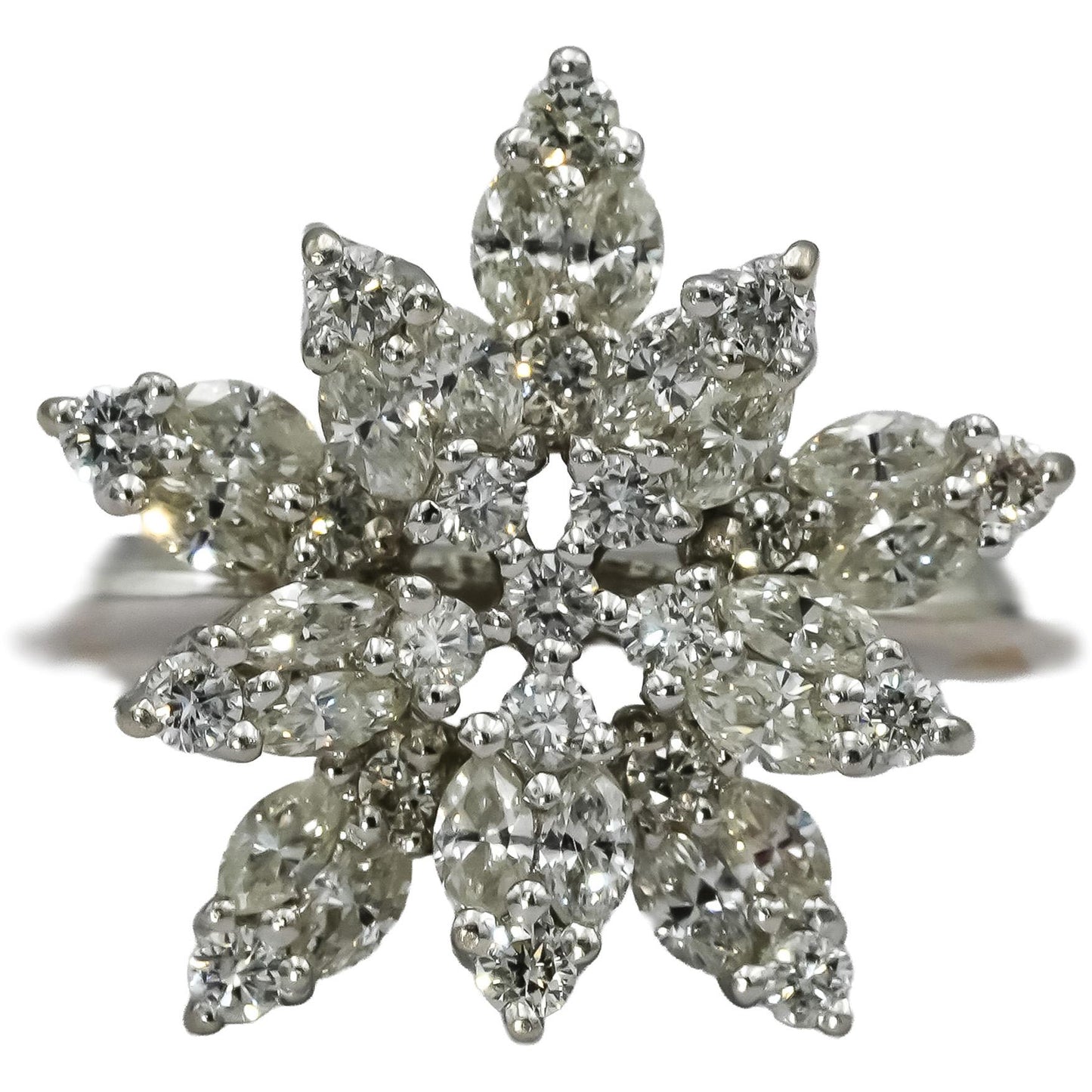 18k White Gold Round and Marquise Diamond Flower Ring 1.0CT Size 9.5