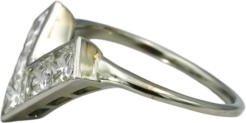 18k White Gold VS Princess Cut Diamond Chevron Ring 2.50CT Size 9.5
